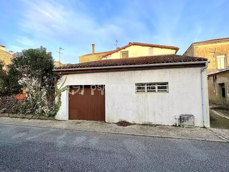 Immeuble, 208 m²