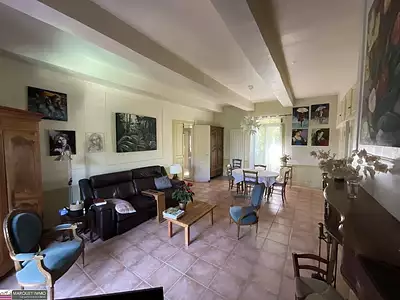Maison, 216 m²