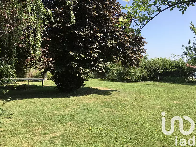 Terrain, 844 m²