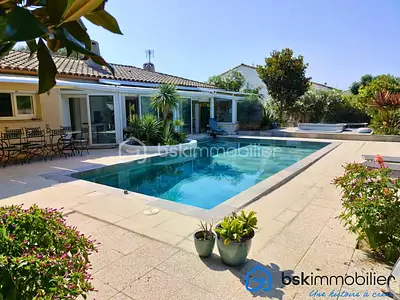 Maison, 237 m²