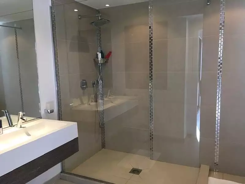 Maison, 220 m²