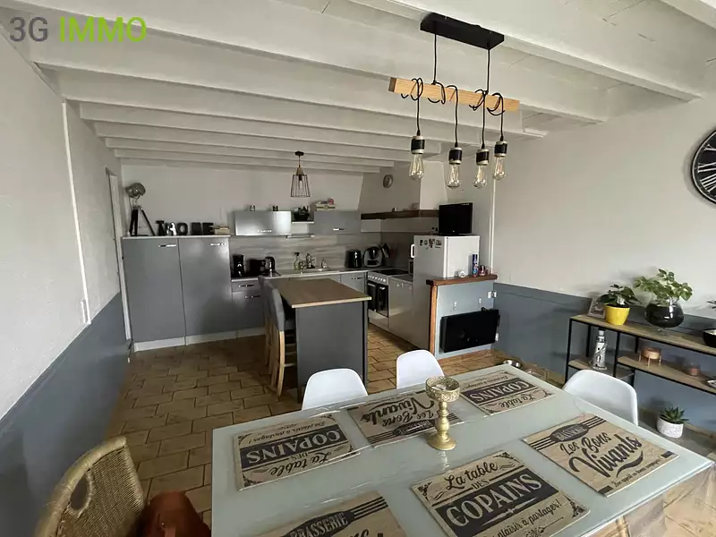 Maison, 180 m²