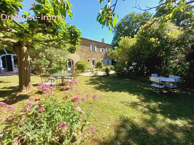Maison, 330 m²