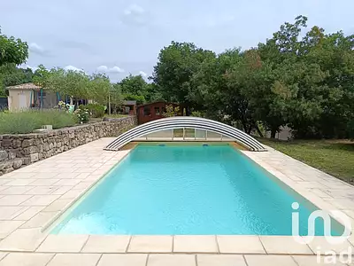 Maison, 198 m²