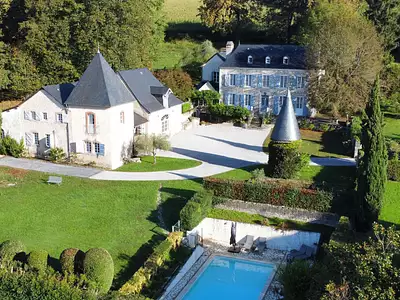 Maison, 673 m²