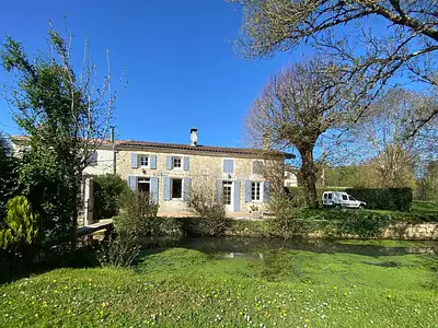 Maison, 166 m²