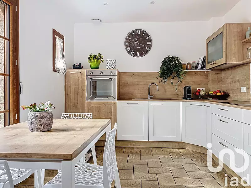 Maison, 223 m²