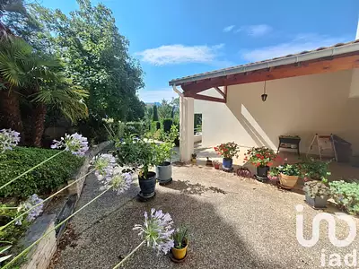 Maison, 235 m²