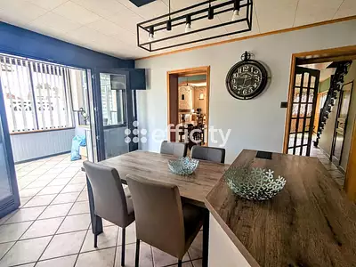 Maison, 155 m²
