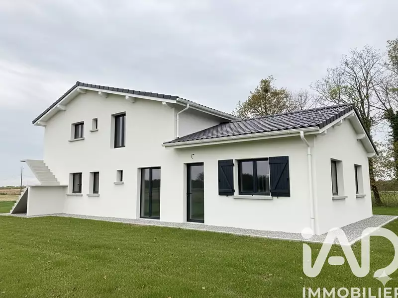Maison, 280 m²