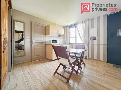 Maison, 570 m²