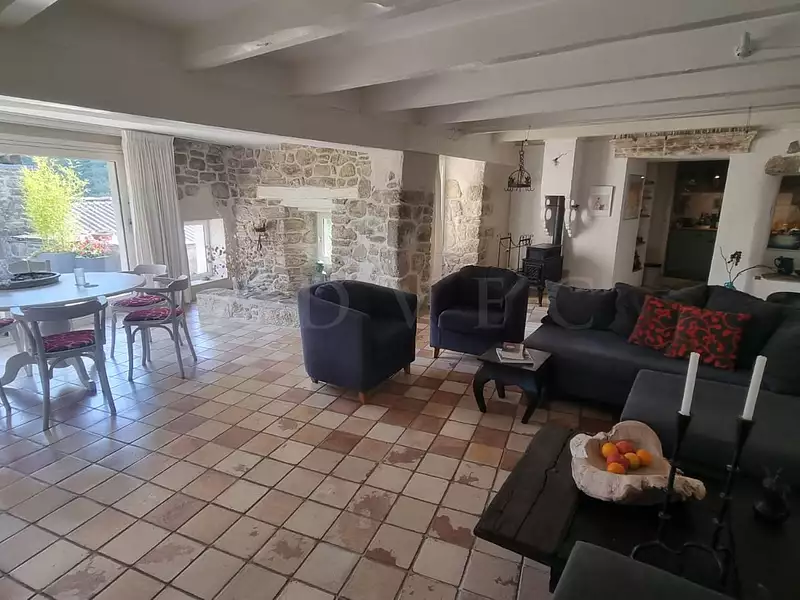 Maison, 160 m²