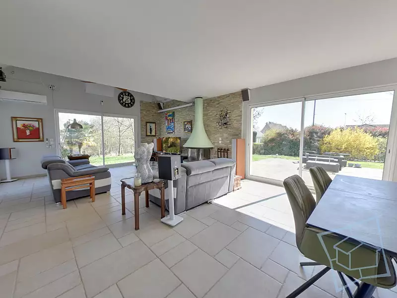 Maison, 205 m²