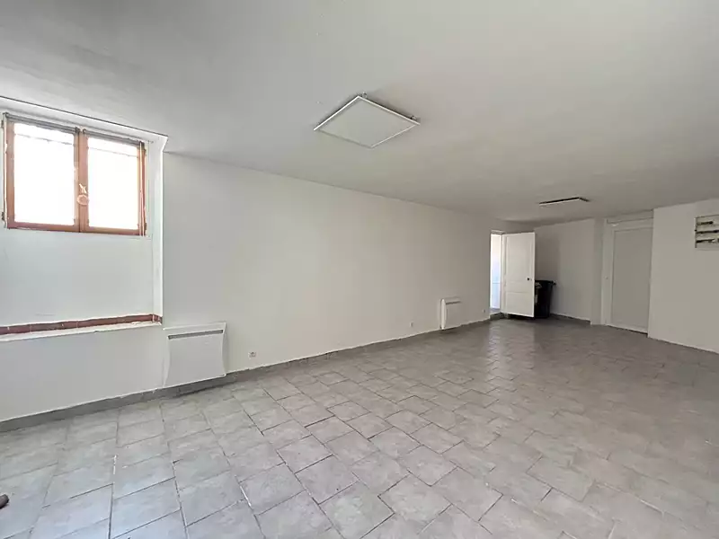 Divers, 82,33 m²
