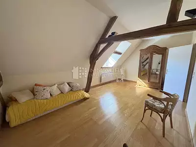Maison, 256 m²