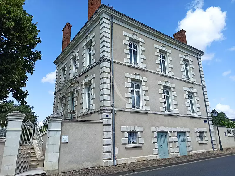 Maison, 225 m²