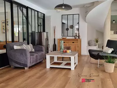 Maison, 218 m²
