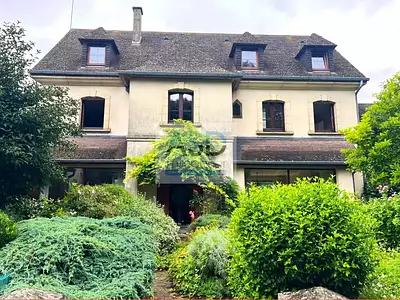 Maison, 240 m²