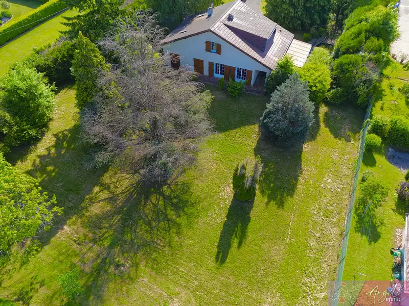 Maison, 179 m²