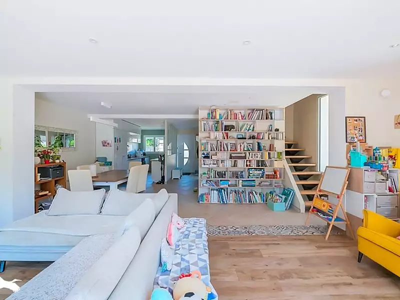 Maison, 119 m²