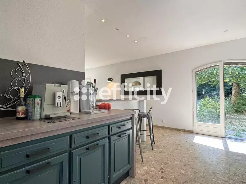 Maison, 450 m²