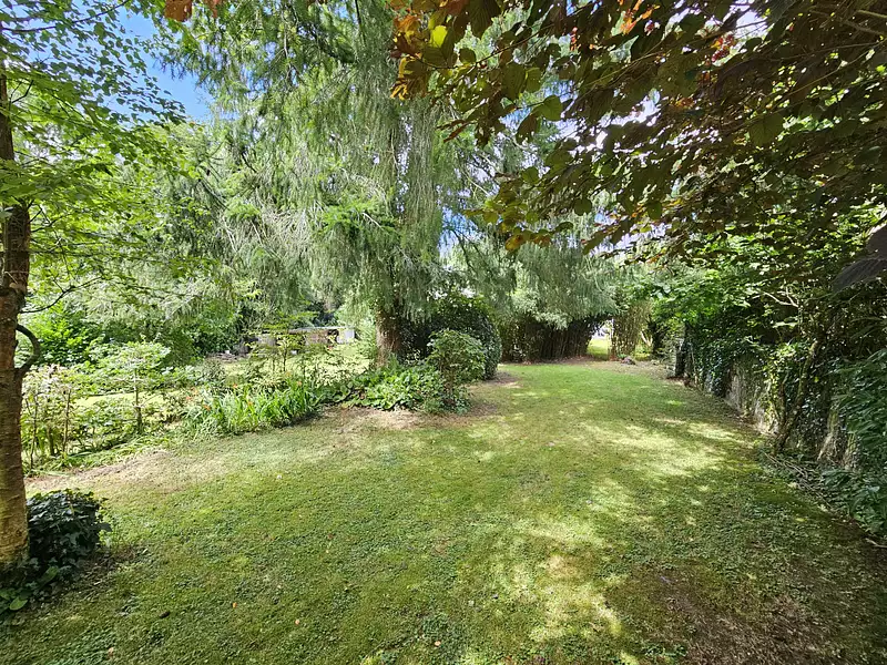 Maison, 166 m²
