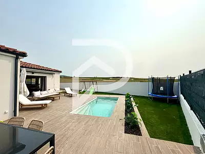 Maison, 112 m²