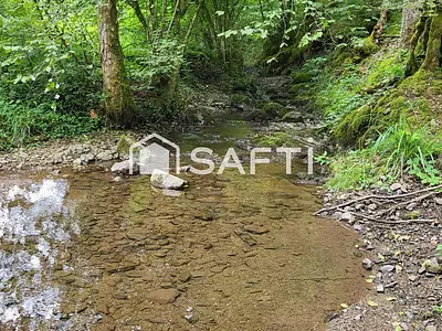 Terrain, 10 559 m²