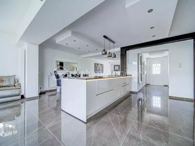 Maison, 161 m²