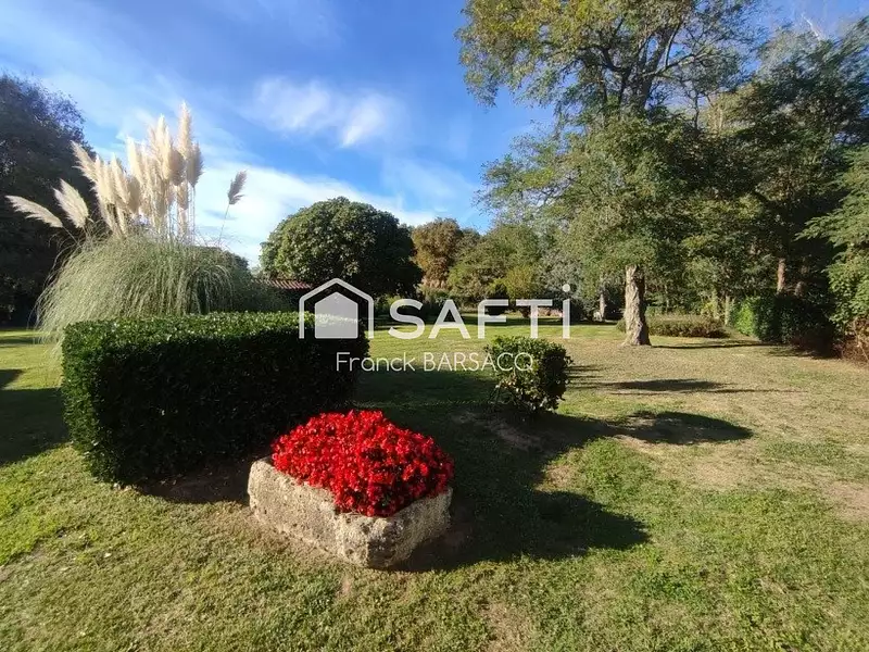 Maison, 163 m²