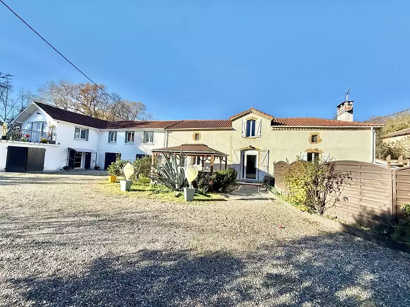 Maison, 353 m²