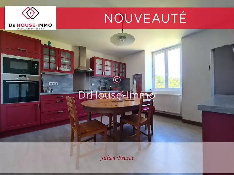 Maison, 240 m²