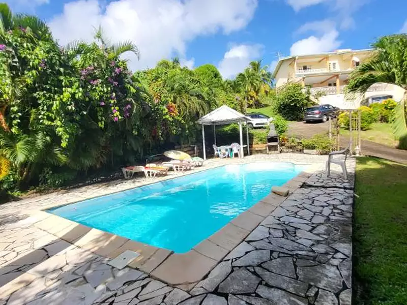 Maison, 233 m²