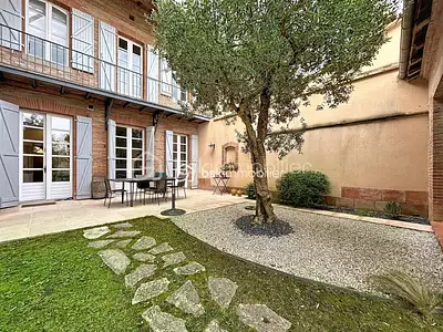 Maison, 244 m²