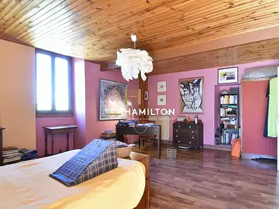Maison, 230 m²