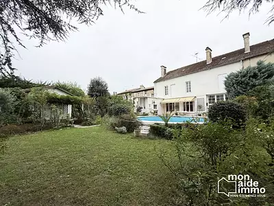 Maison, 266 m²