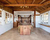 Maison, 250 m²