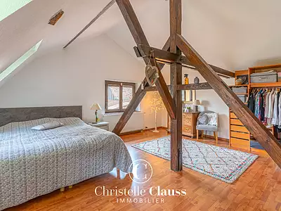 Maison, 251 m²
