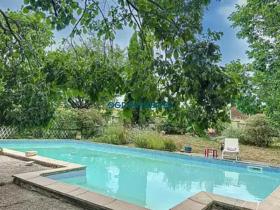Maison, 325 m²