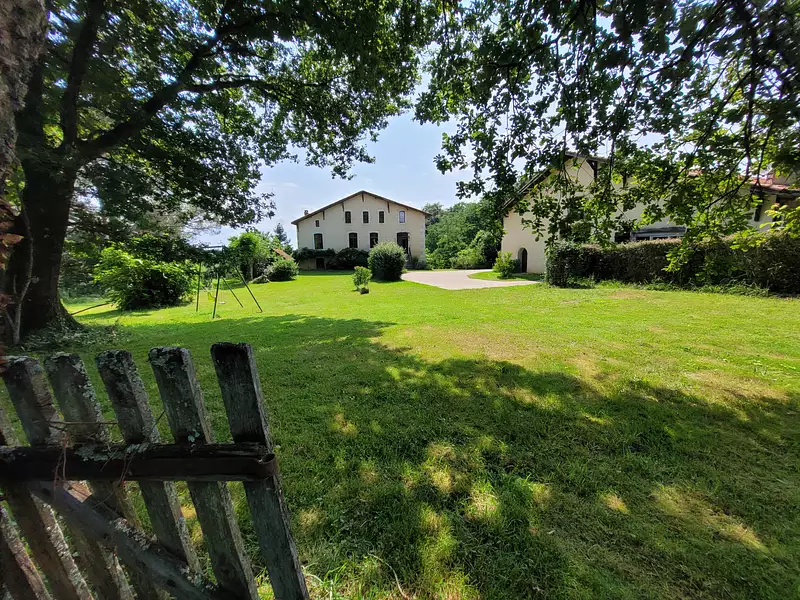 Maison, 530 m²