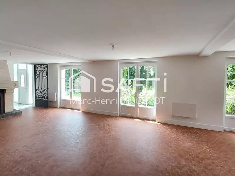 Maison, 230 m²
