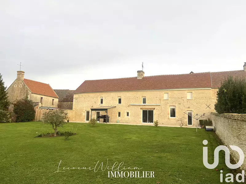 Maison, 236 m²