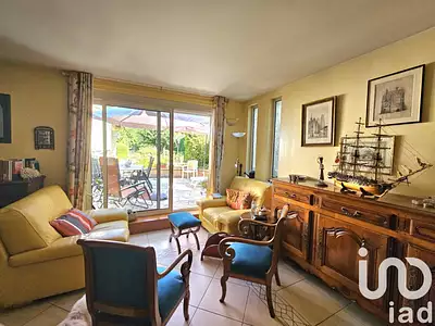 Maison, 220 m²