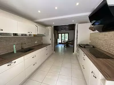 Maison, 188 m²