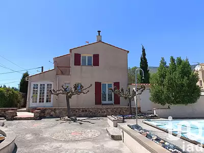 Maison, 121 m²