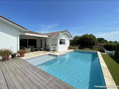 Maison, 169 m²