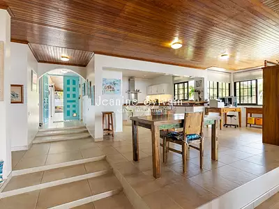 Maison, 200 m²
