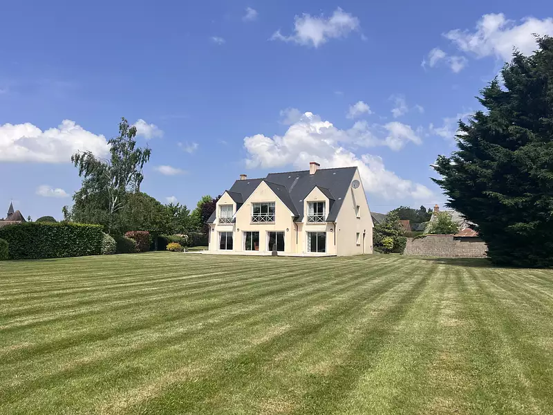Maison, 260 m²
