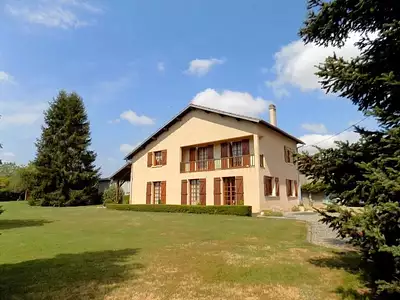 Maison, 225 m²