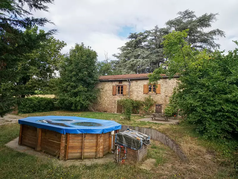 Maison, 166 m²